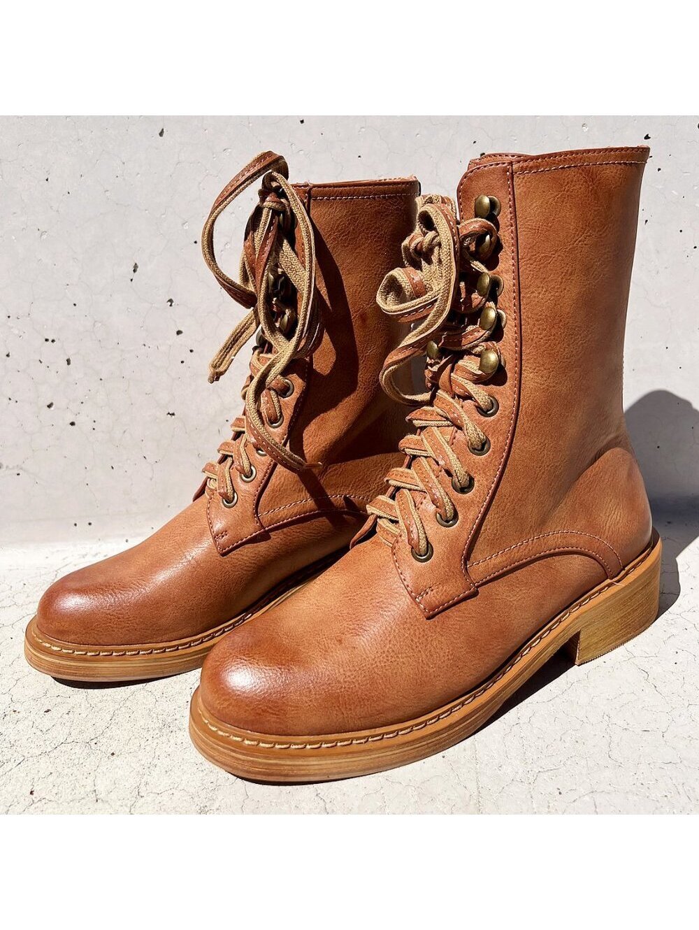 NWOT Camel Brown Laced Up Zipper Back Wooden Heel Mid Calf Ankle Combat Boots